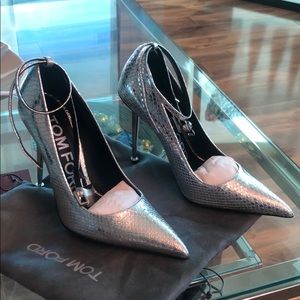 Tom Ford Pumps with steel heel